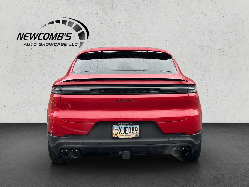 2024 Porsche Cayenne Coupe photo 4