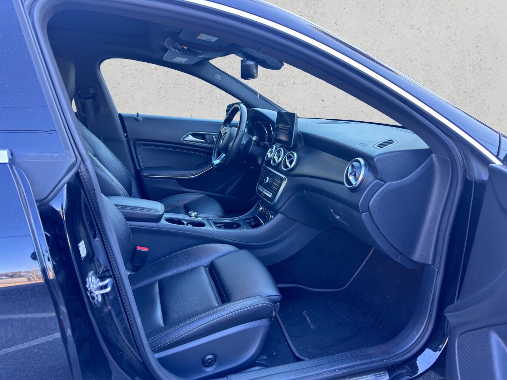 2019 Mercedes-Benz cla CLA250 photo