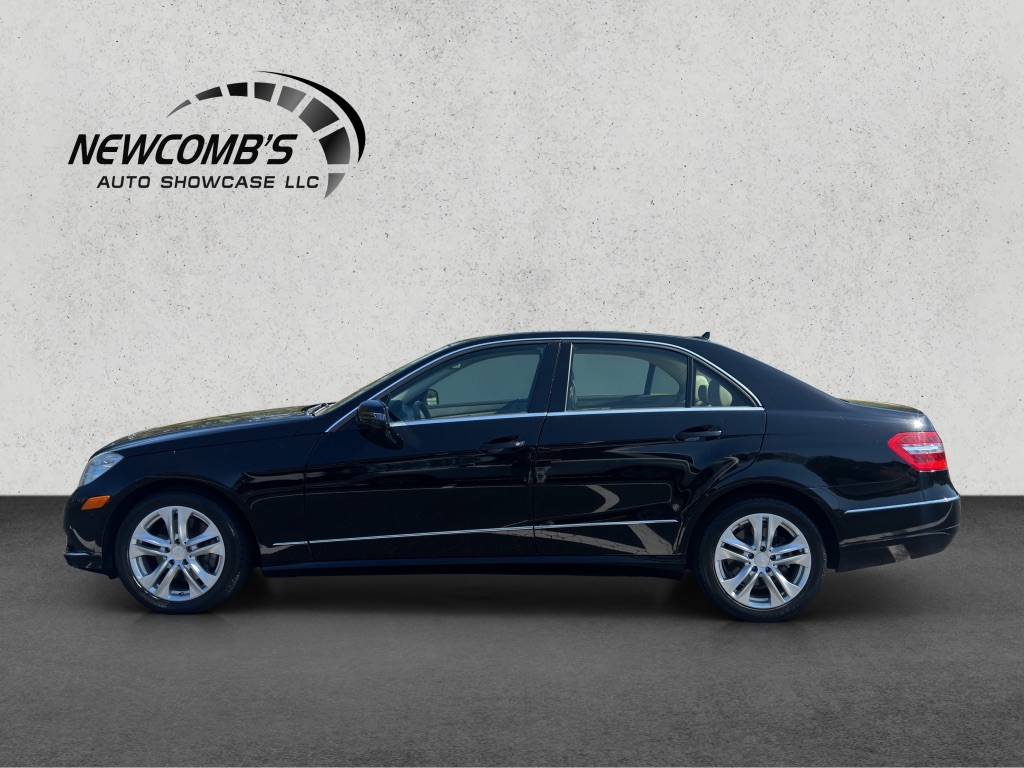 2011 Mercedes-Benz E-Class E350 4MATIC Luxury photo