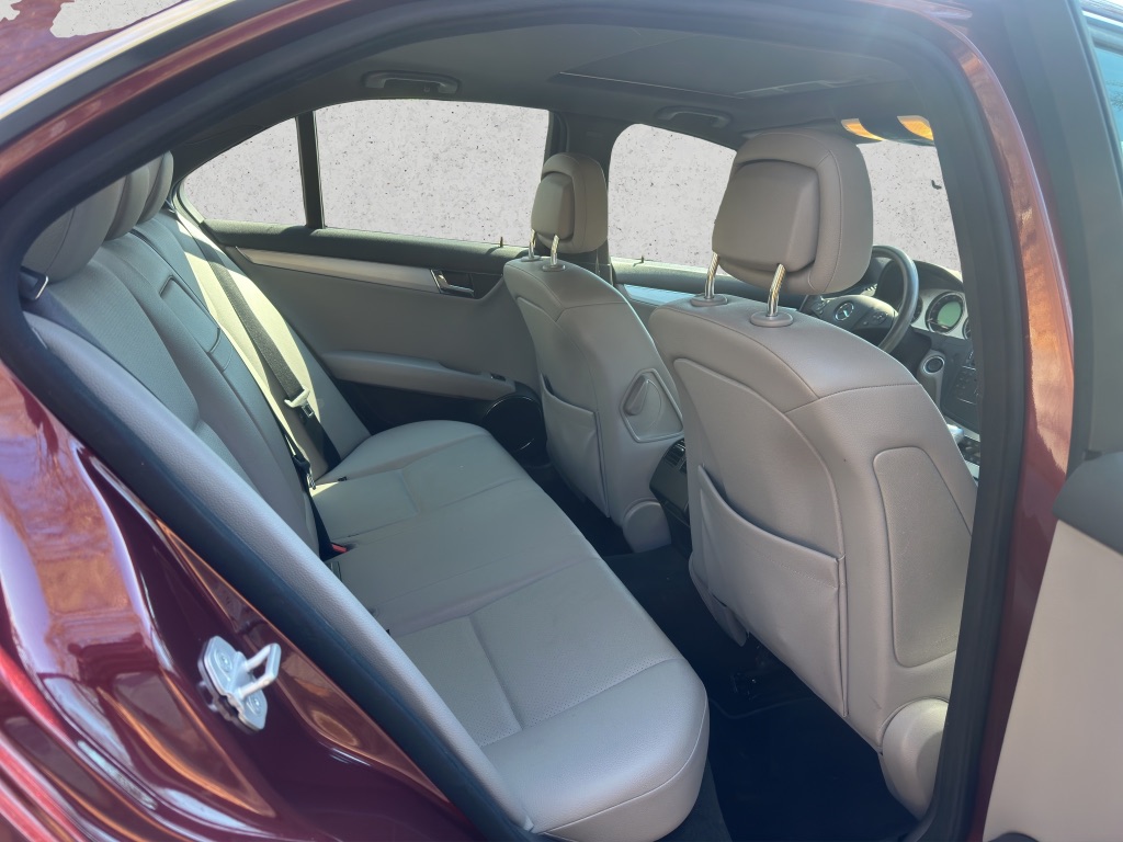 2008 Mercedes-Benz C-Class C300 photo