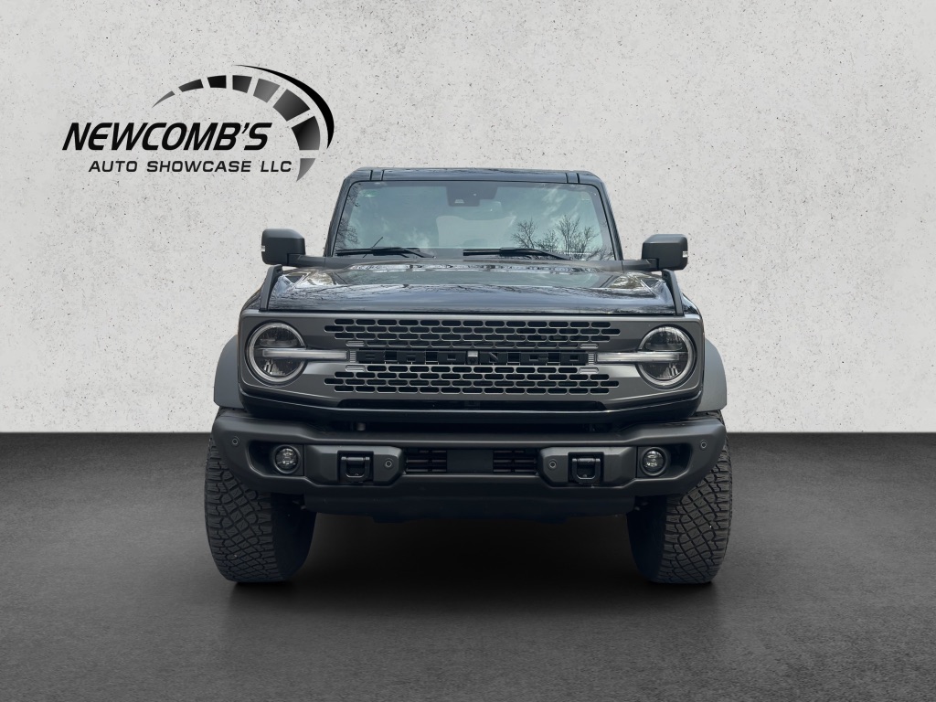 2023 Ford Bronco Black Diamond photo