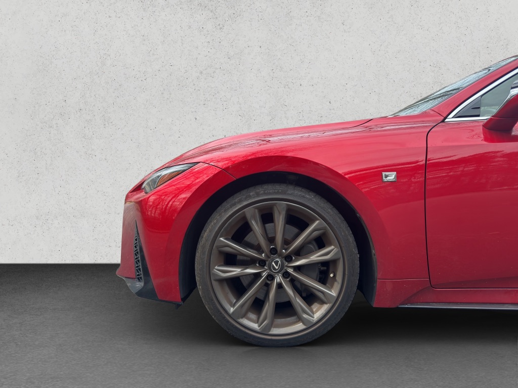 2021 Lexus IS 350 photo