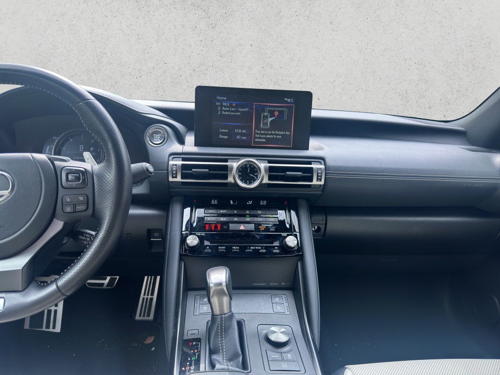 2021 Lexus IS 350 photo