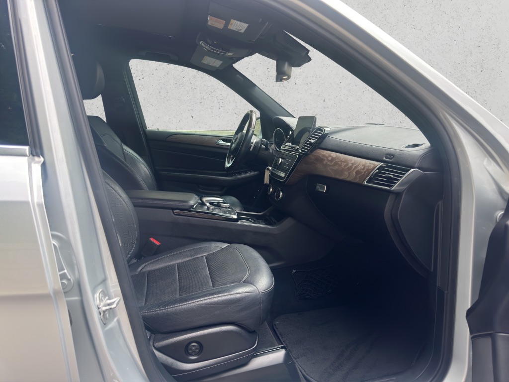 2017 Mercedes-Benz GLS GLS450 photo