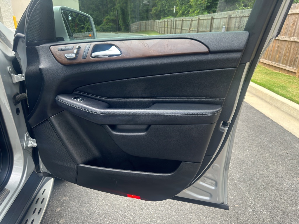 2017 Mercedes-Benz GLS GLS450 photo