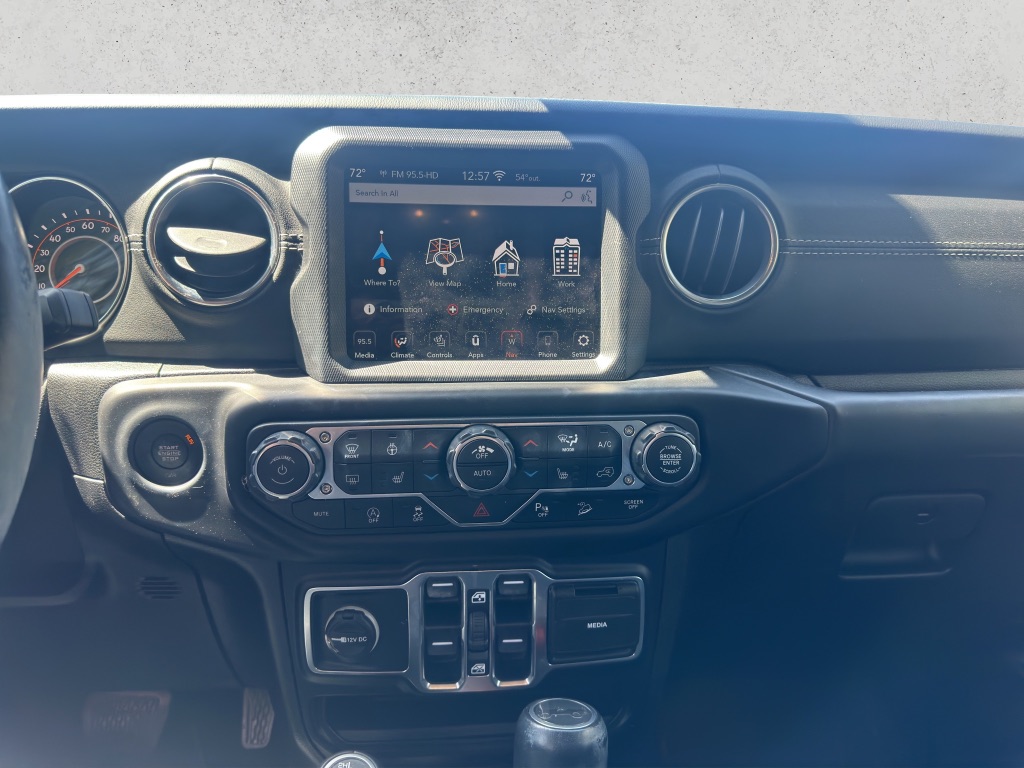2019 Jeep Wrangler Unlimited Sahara photo