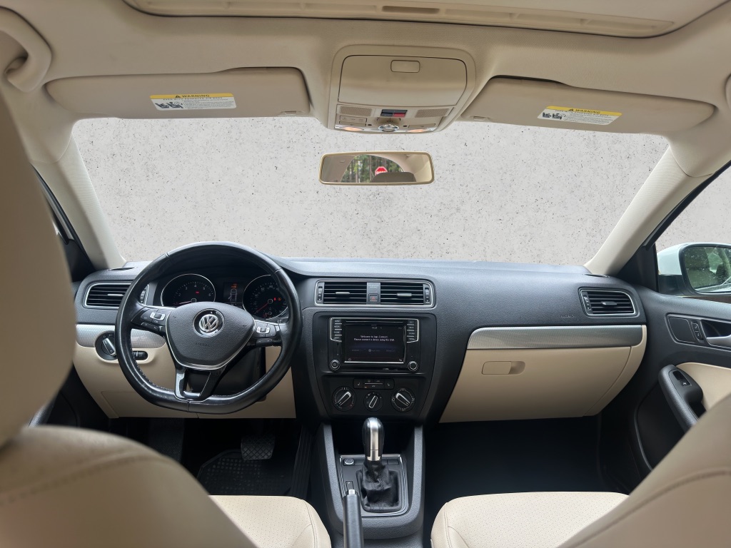 2017 Volkswagen Jetta SE photo