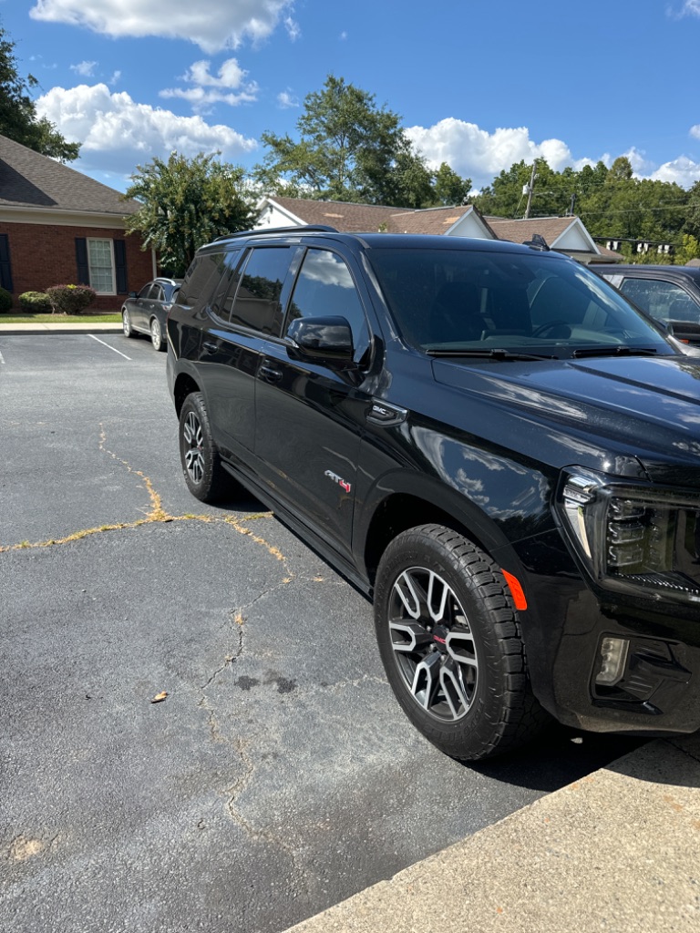 2023 GMC Yukon