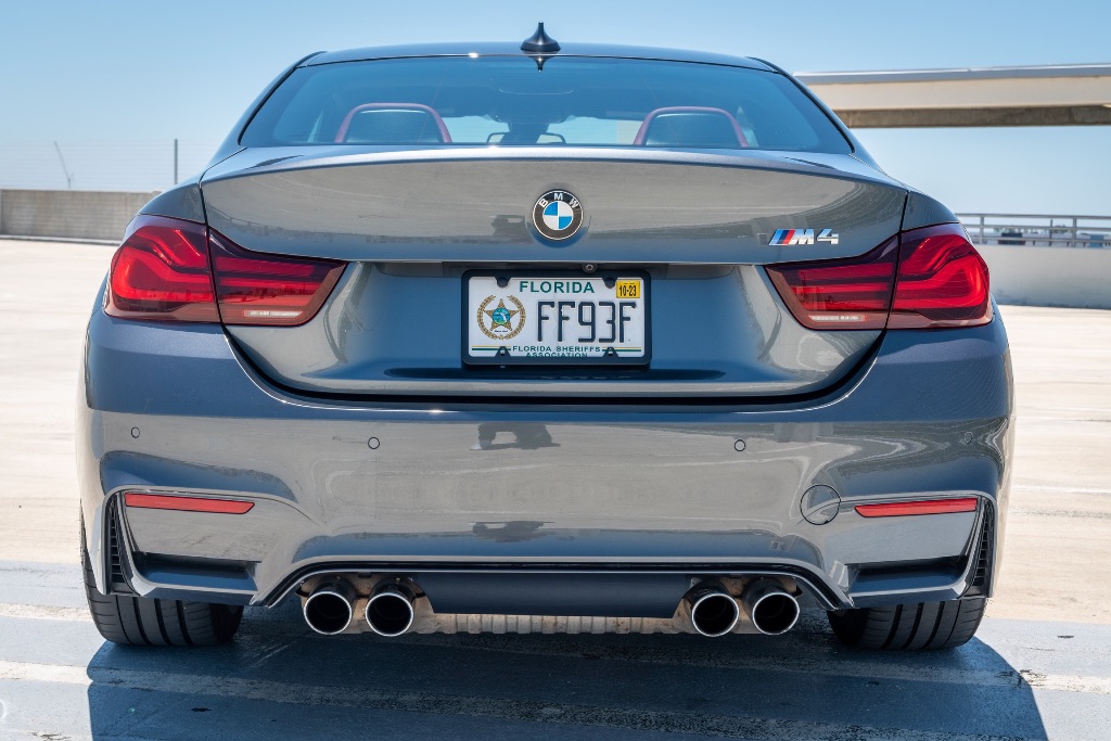 2020 BMW M4 photo