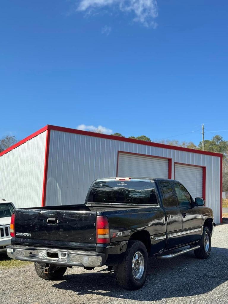 2002 GMC Sierra 1500 SL photo
