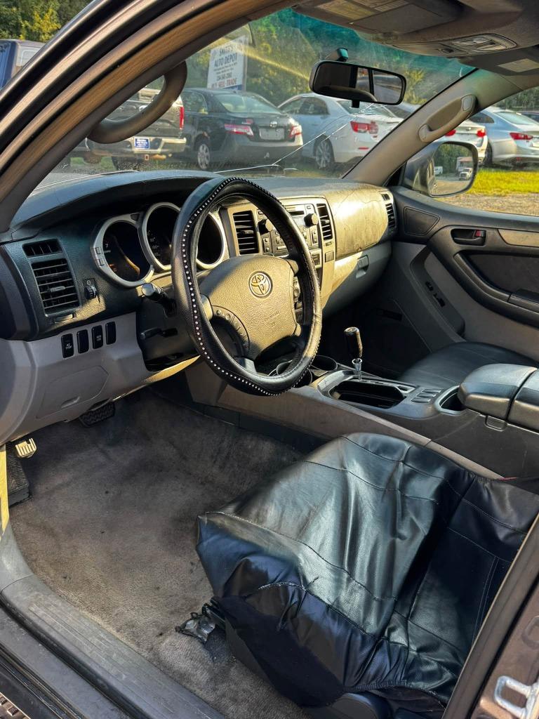 2005 Toyota 4Runner - $4,000