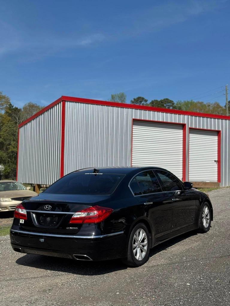 2013 Hyundai Genesis 3.8L photo