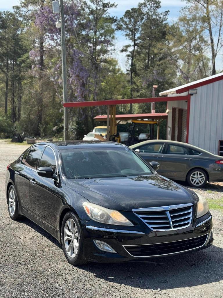2013 Hyundai Genesis 3.8L photo