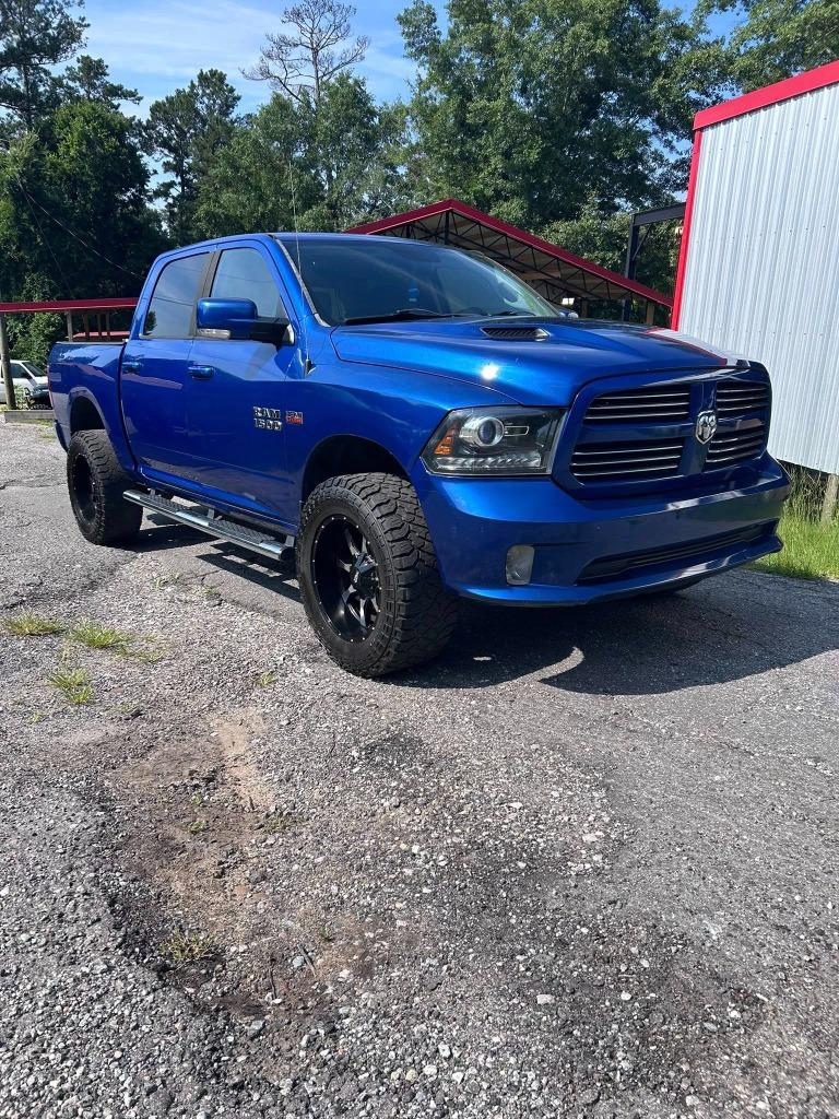 2015 Ram 1500 - $10,000
