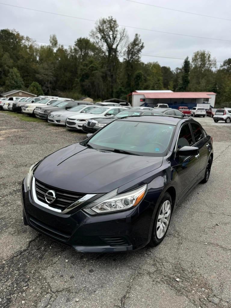2018 Nissan Altima - $6,300