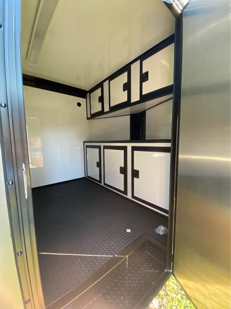 2025 Trailer 8.5x24 Race Trailer - $12,200