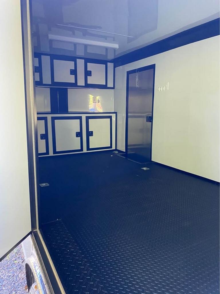 2025 Trailer 8.5x24 Race Trailer - $12,200