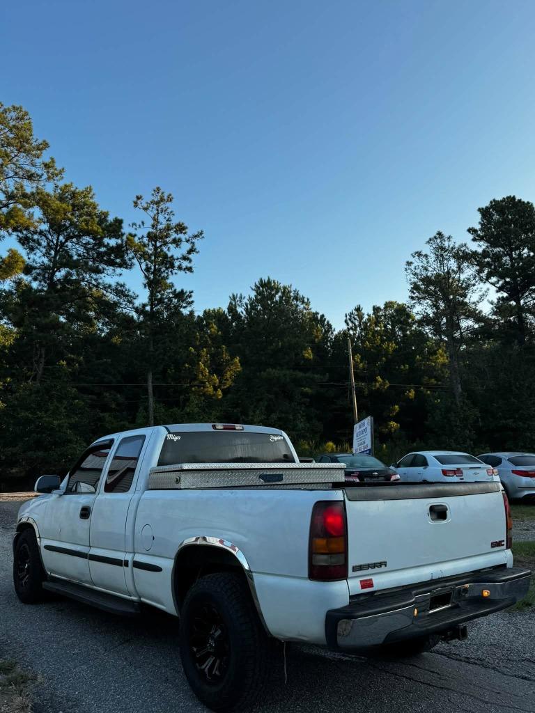 2000 GMC Sierra - $3,000