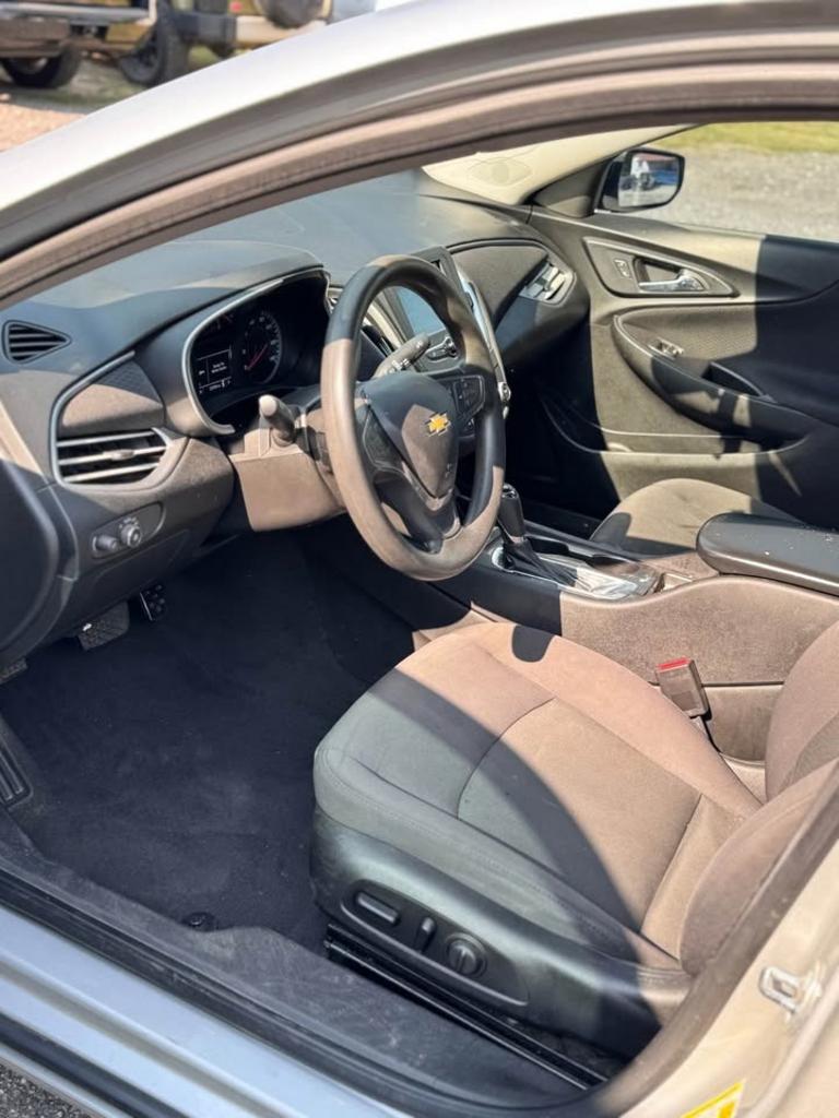 2017 Chevrolet Malibu - $4,800