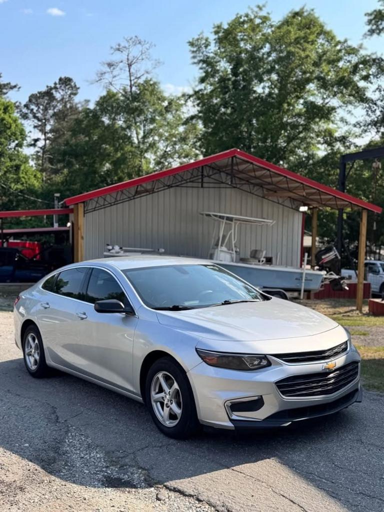 2017 Chevrolet Malibu - $4,800