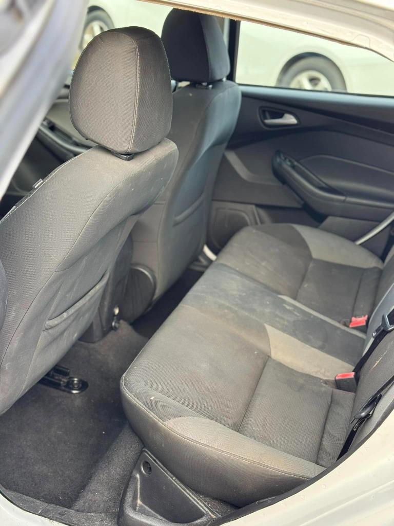 2014 Ford Focus SE photo