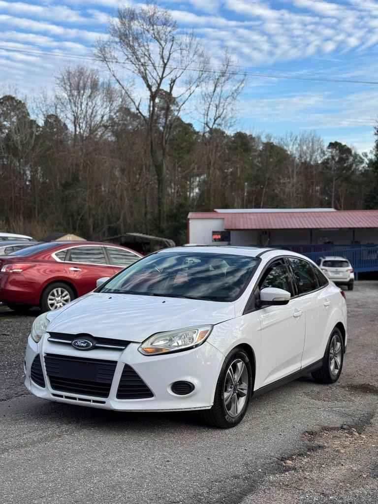 2014 Ford Focus SE photo