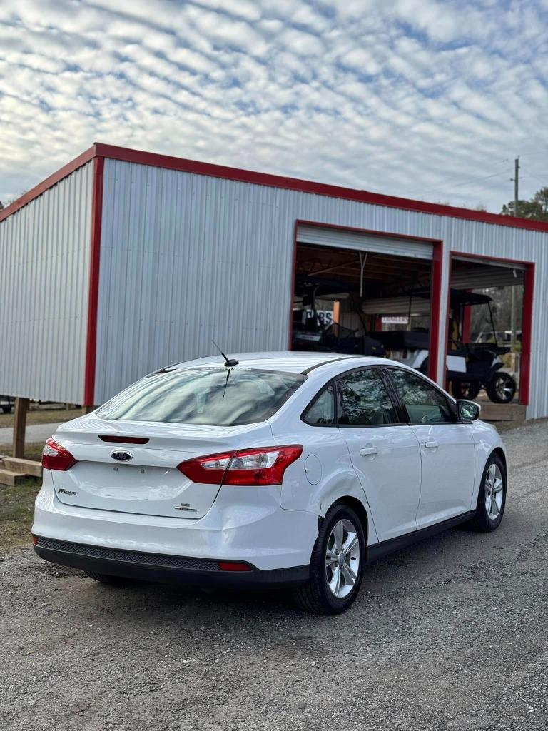 2014 Ford Focus SE photo