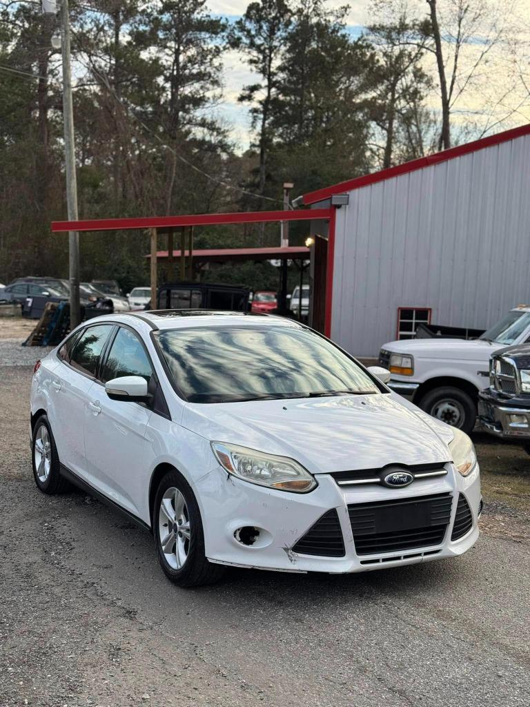 2014 Ford Focus SE photo