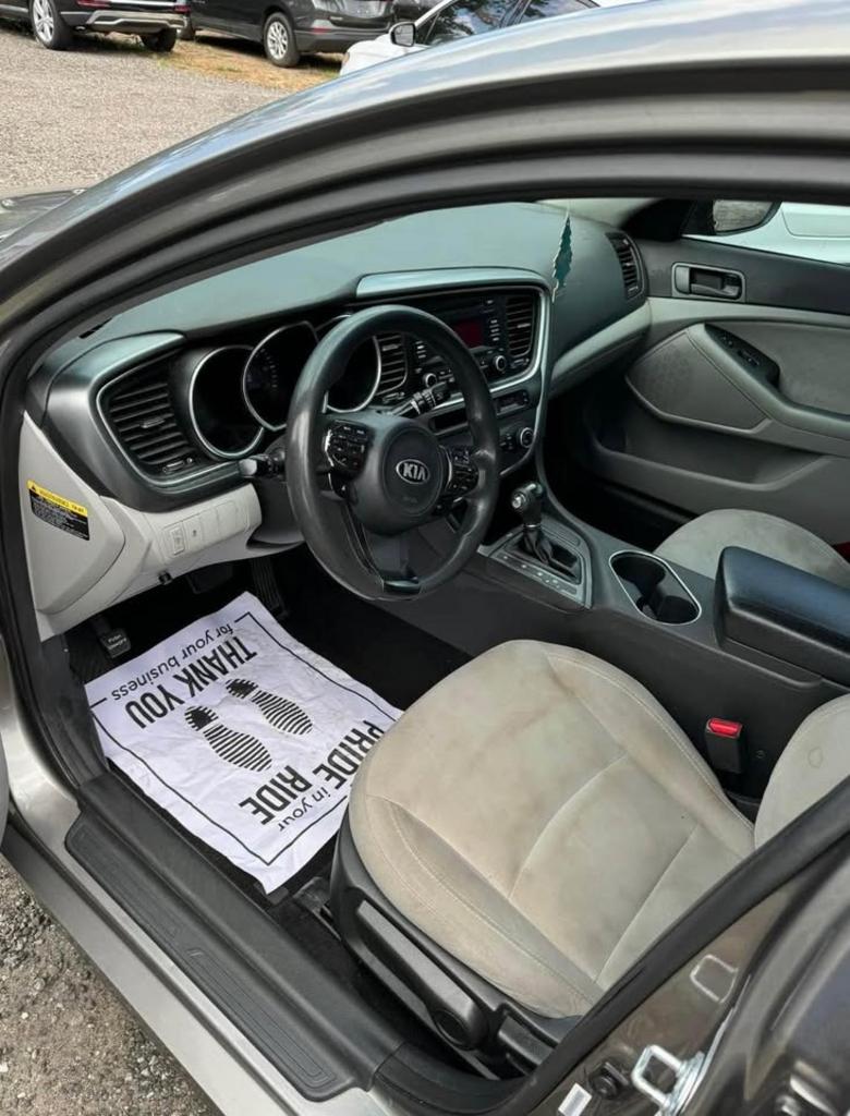 2015 Kia Optima LX photo