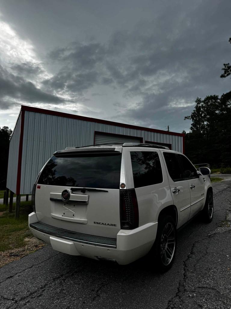 2013 Cadillac Escalade - $6,800