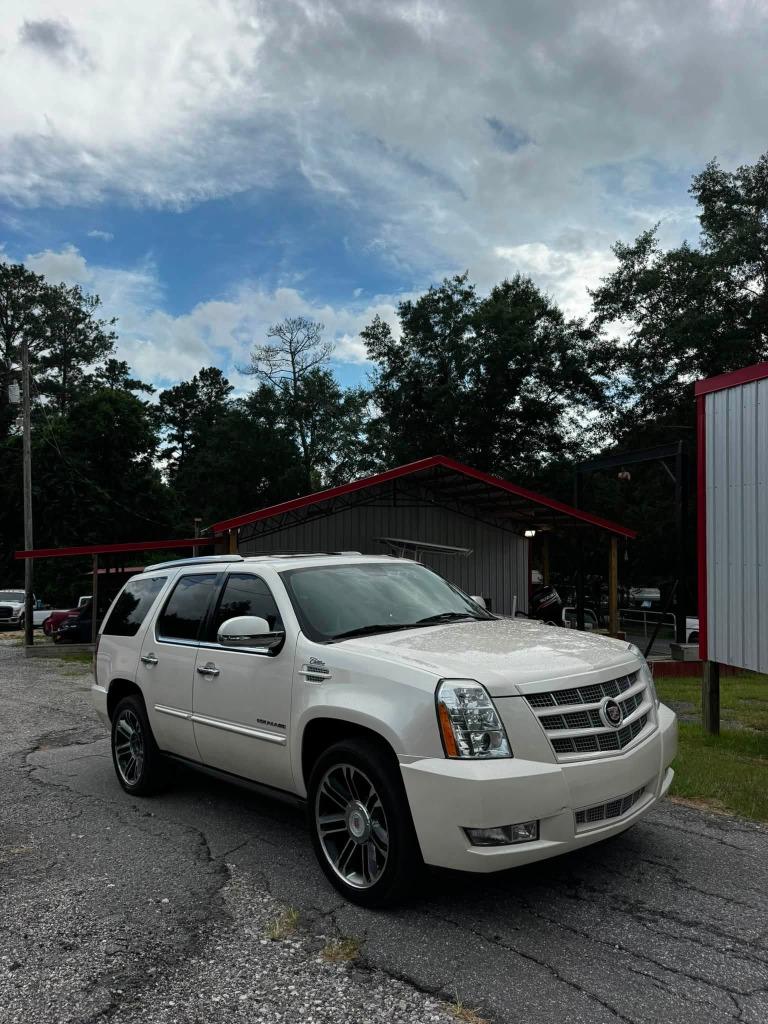 2013 Cadillac Escalade - $6,800