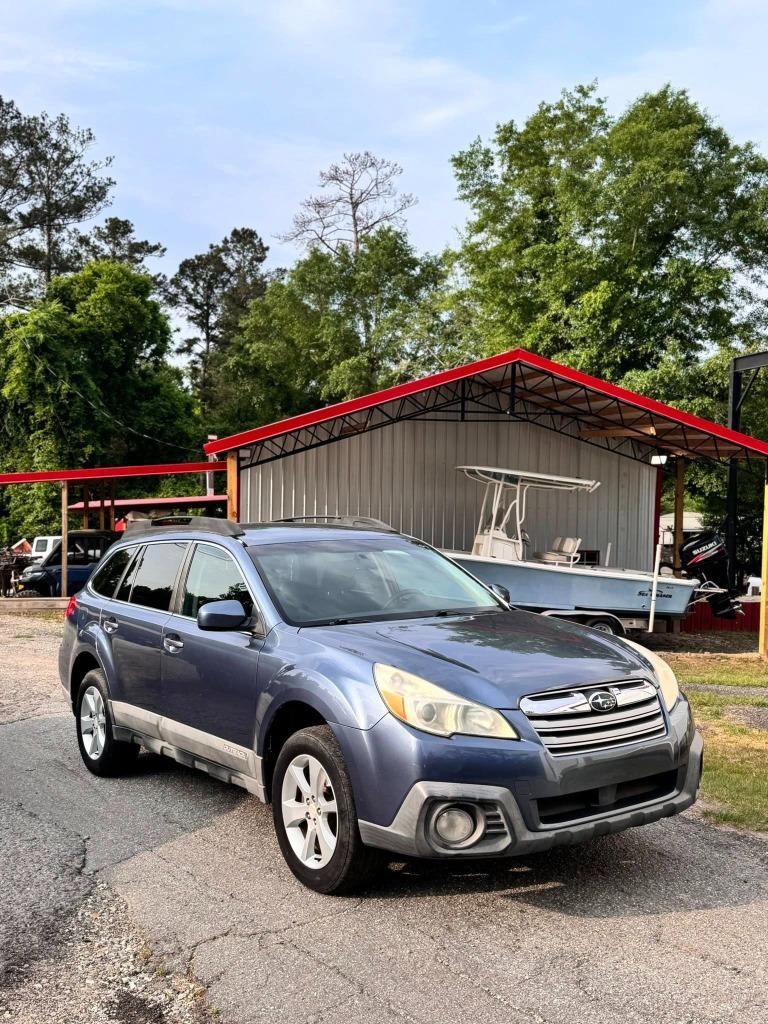 2013 Subaru Outback - $4,000