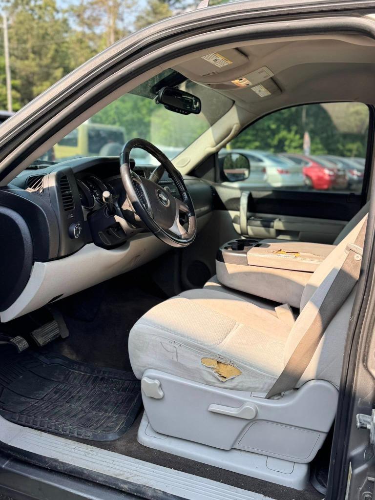 2008 Chevrolet Silverado - $6,500
