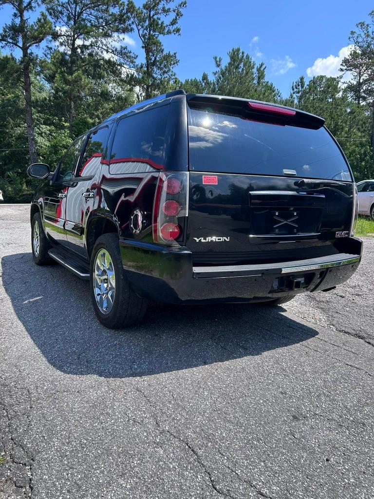 2008 GMC Yukon - $4,000