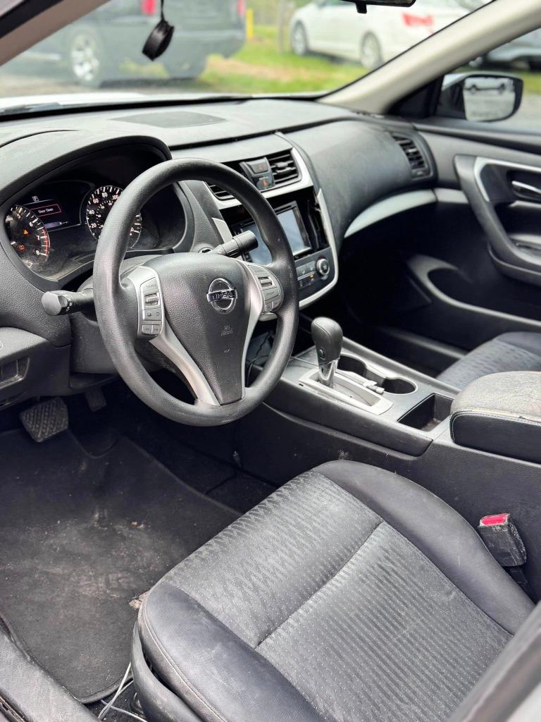 2016 Nissan Altima - $4,800
