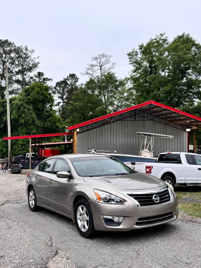 2013 Nissan Altima - $4,800