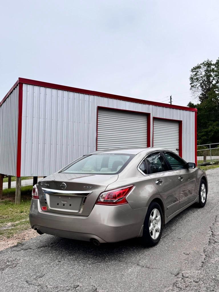 2013 Nissan Altima - $4,800