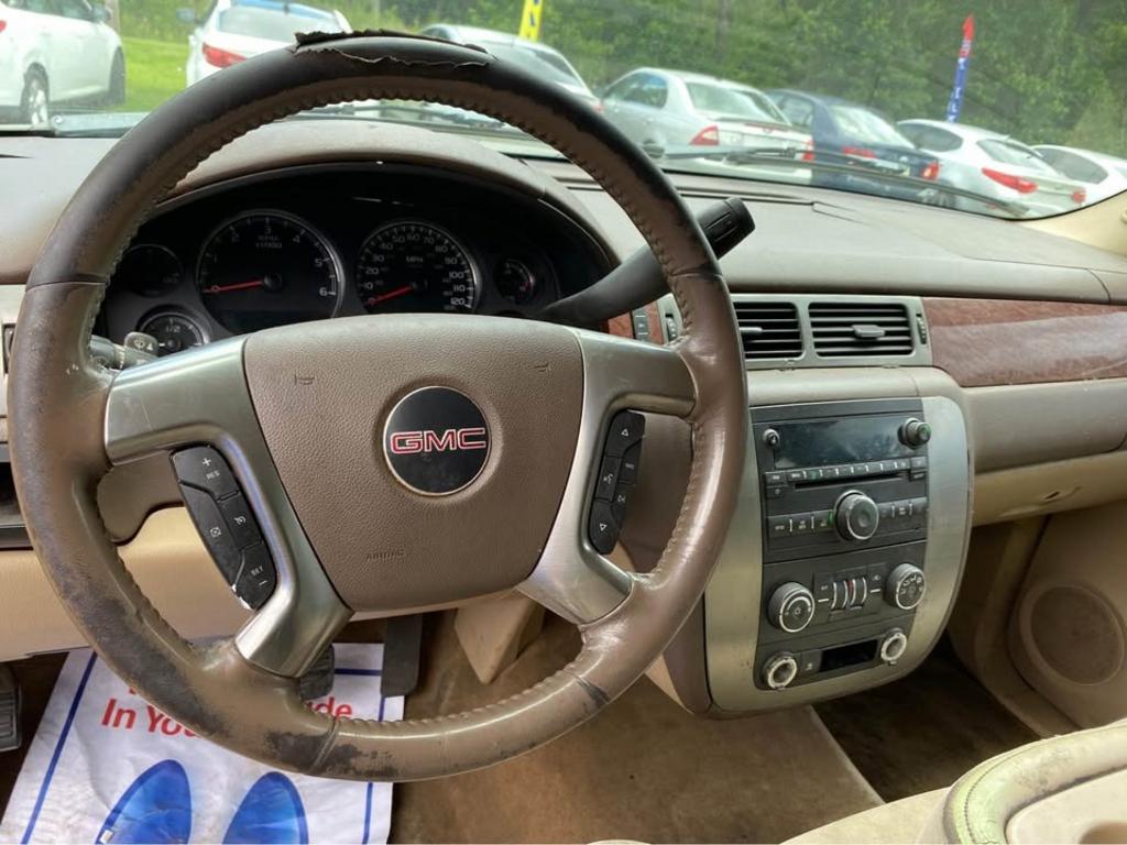 2007 GMC Yukon - $3,800