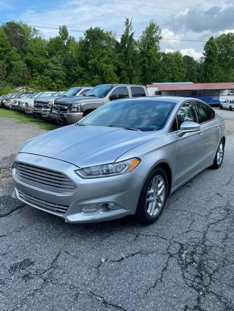 2015 Ford Fusion - $4,800