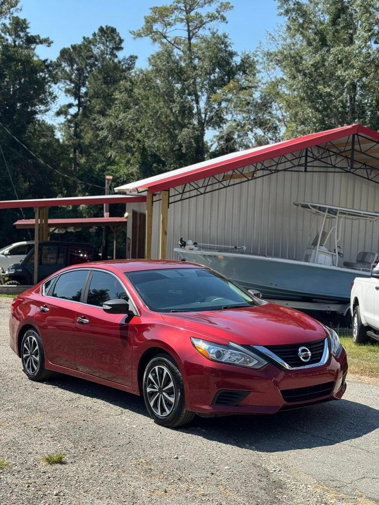 2016 Nissan Altima - $6,500