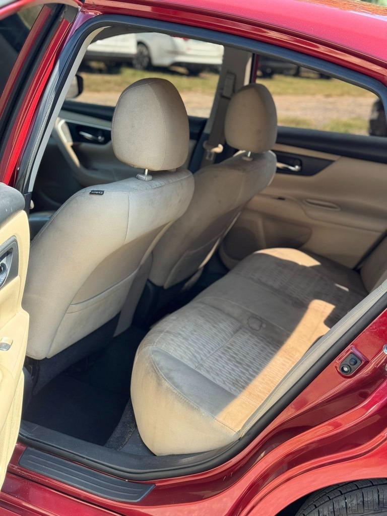 2016 Nissan Altima - $6,500