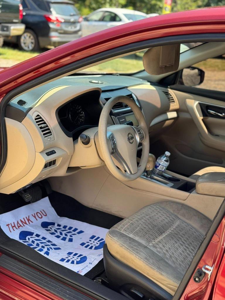 2016 Nissan Altima - $6,500