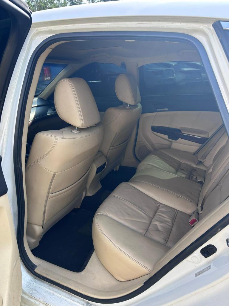 2010 Honda Accord - $4,000