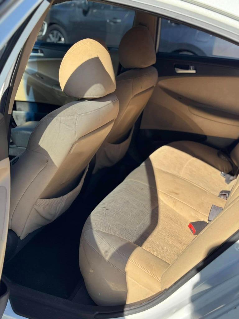 2011 Hyundai Sonata GLS photo