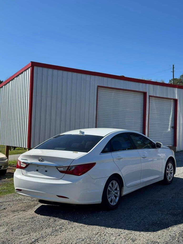 2011 Hyundai Sonata GLS photo