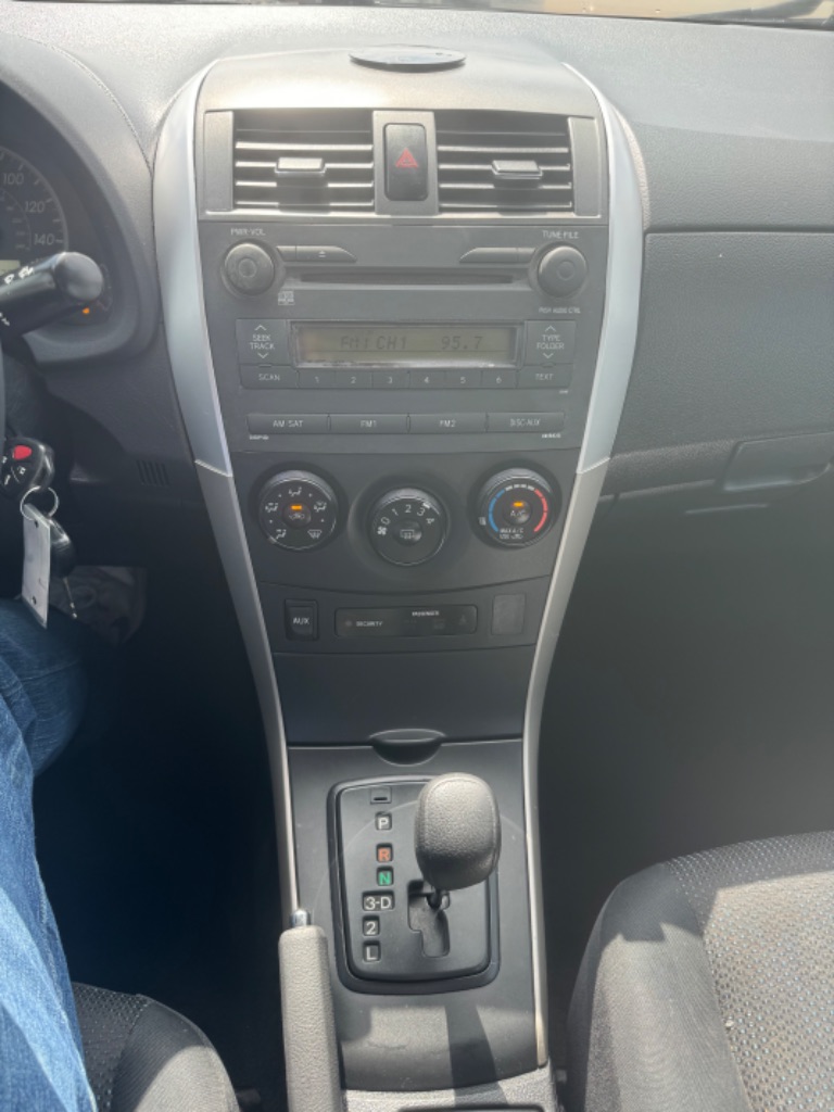 2009 Toyota Corolla photo