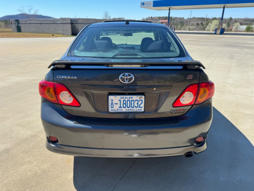 2009 Toyota Corolla photo
