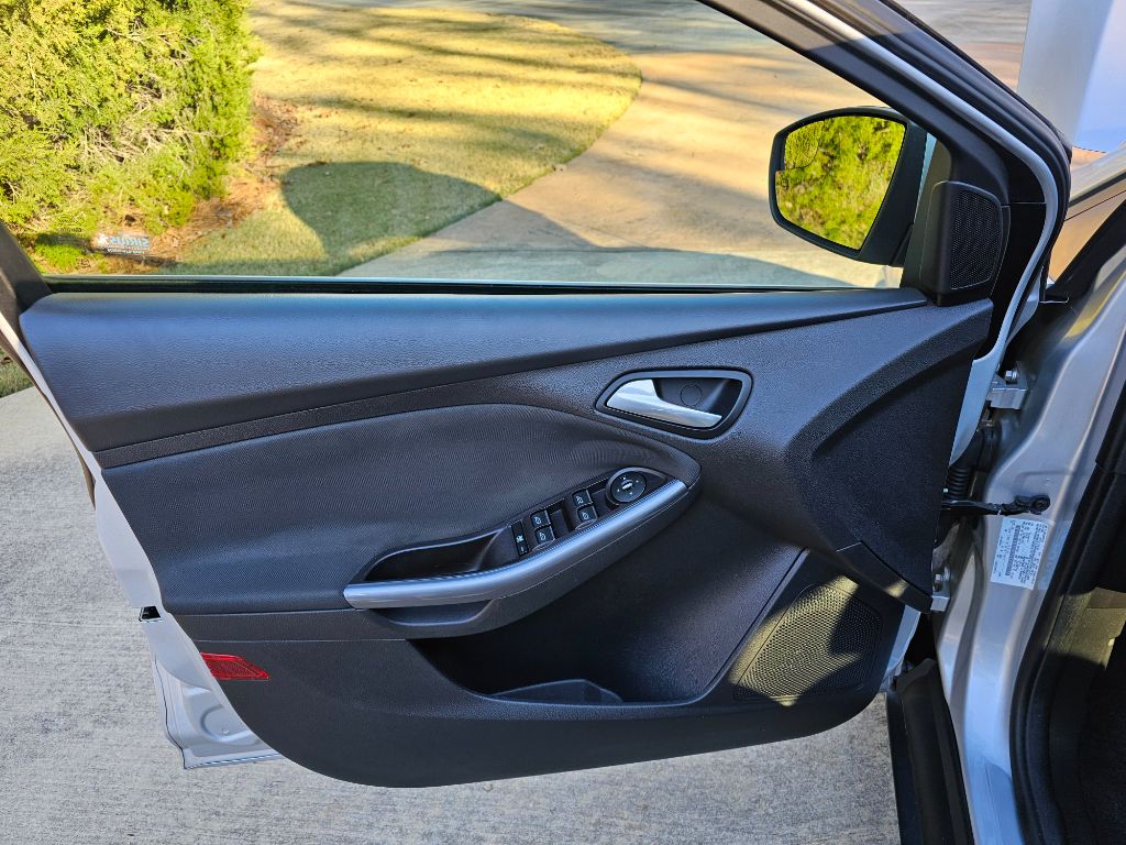 2013 Ford Focus Titanium photo