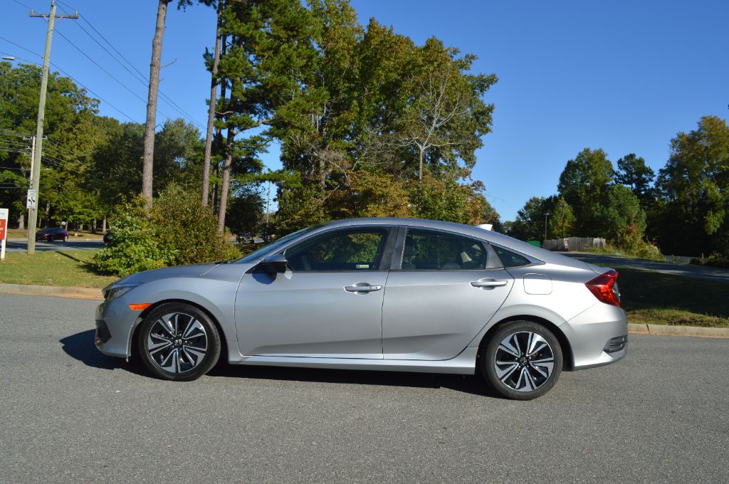 2018 Honda Civic - $17,500