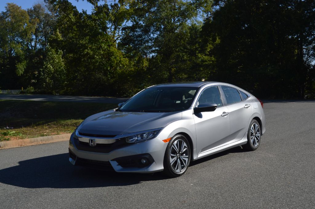 2018 Honda Civic - $17,500